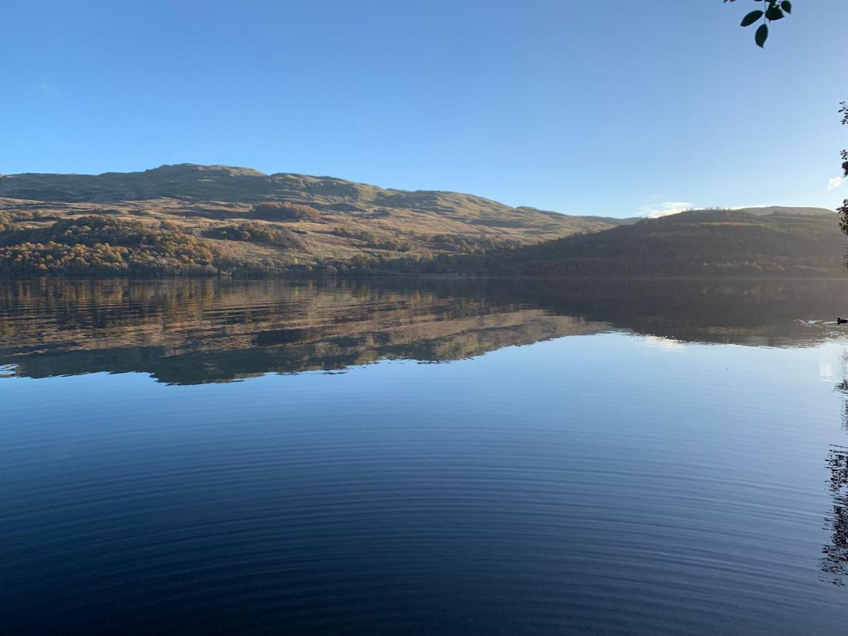 Milton Bay Luxury Lodge Wrapped In Exceptional Scenery Morenish Exterior foto